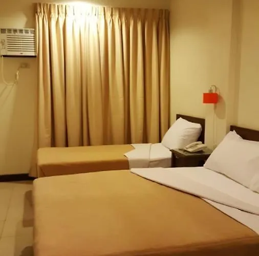 Hotels near Pureza LRT in Manila