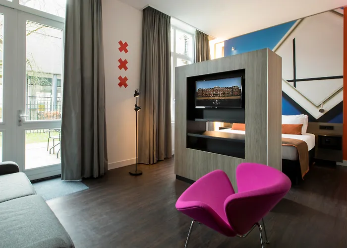 Hotels near Amsterdam Amstel Metro Station in Amsterdam