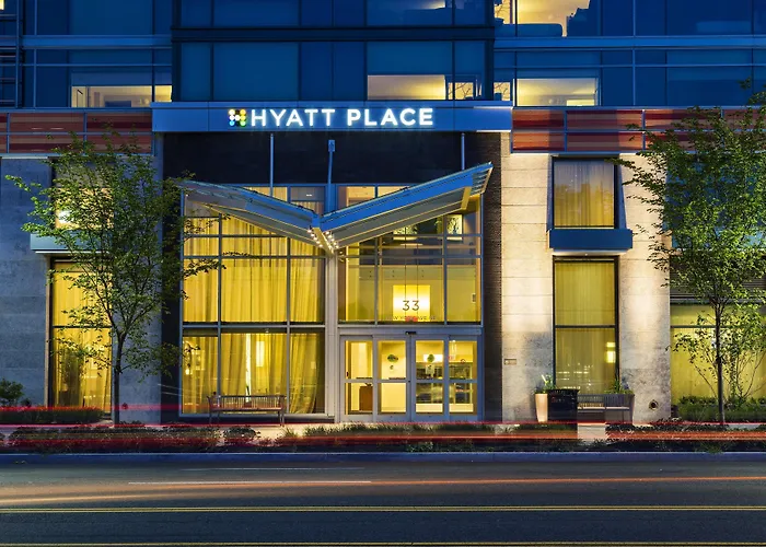 Hotels near Shaw-Howard University in Washington