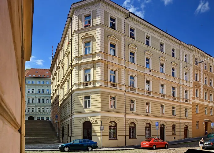 Hotel Golden City Garni