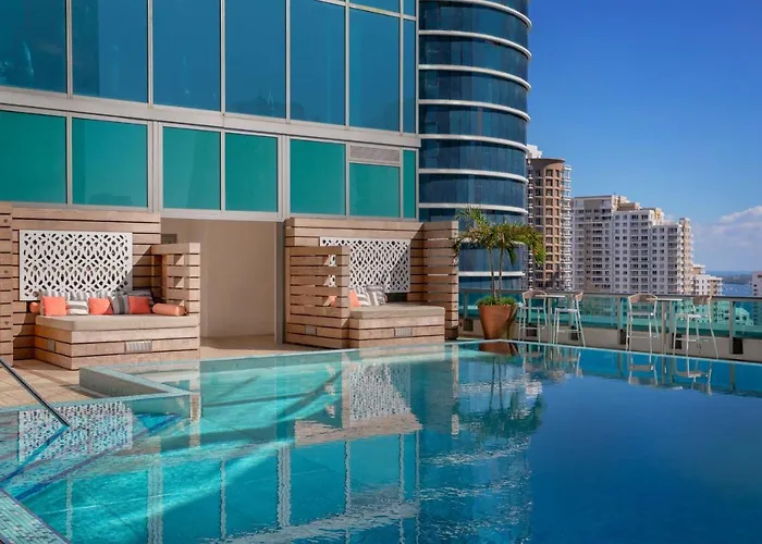 Hotels near Government Center in Miami