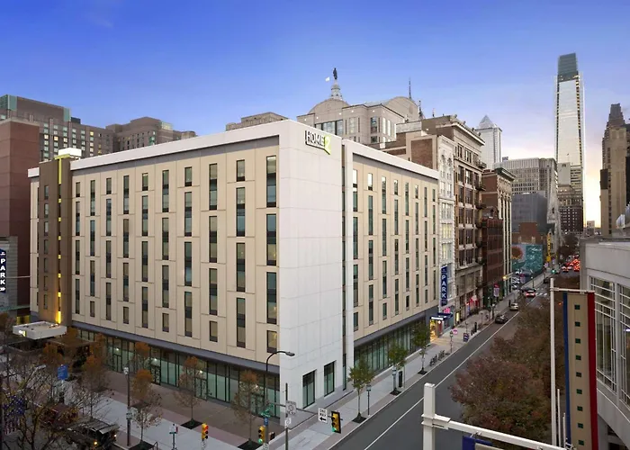Hotels near Girard Station in Philadelphia