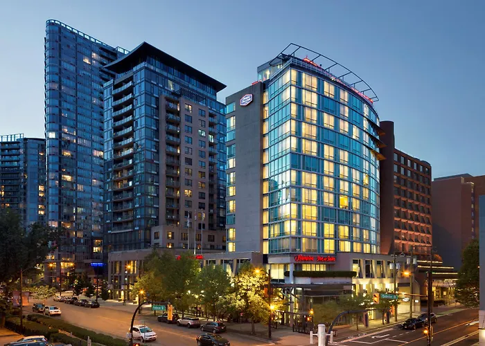 Hampton Inn & Suites, By Hilton - Vancouver Downtown