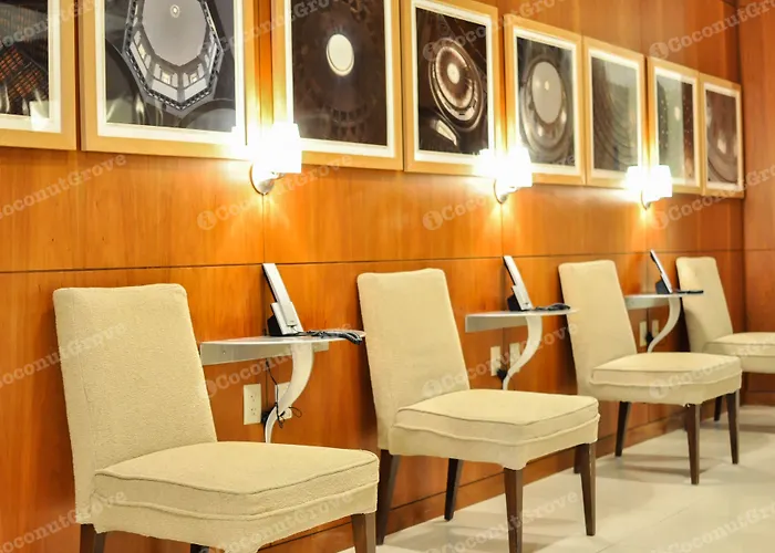 Icoconutgrove - Luxurious Vacation Rentals In Coconut Grove